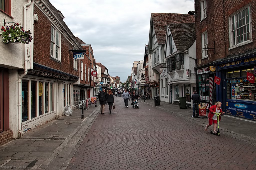 UKCanterburyHighSt2