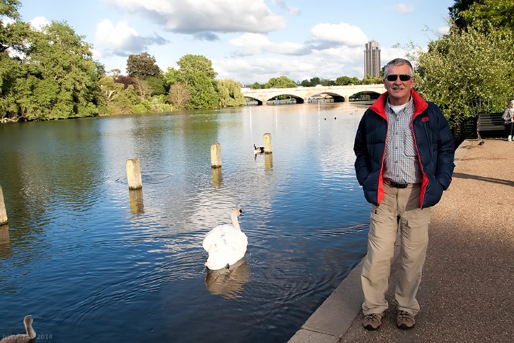 UKLONHydeParkTheSerpentineBW