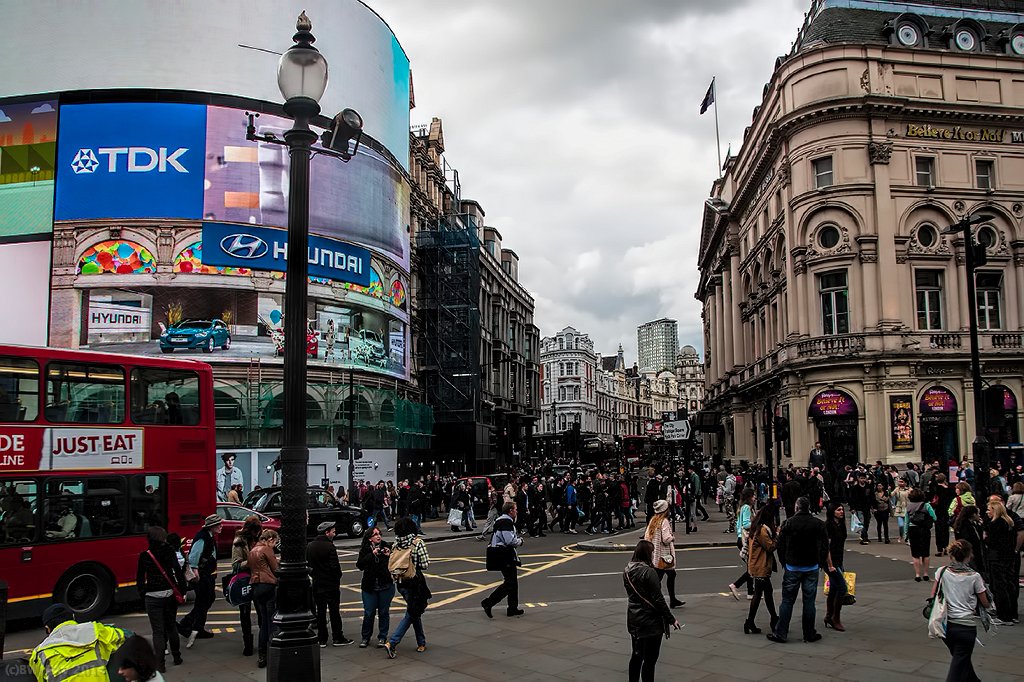 UKLONPiccadillyCircus3