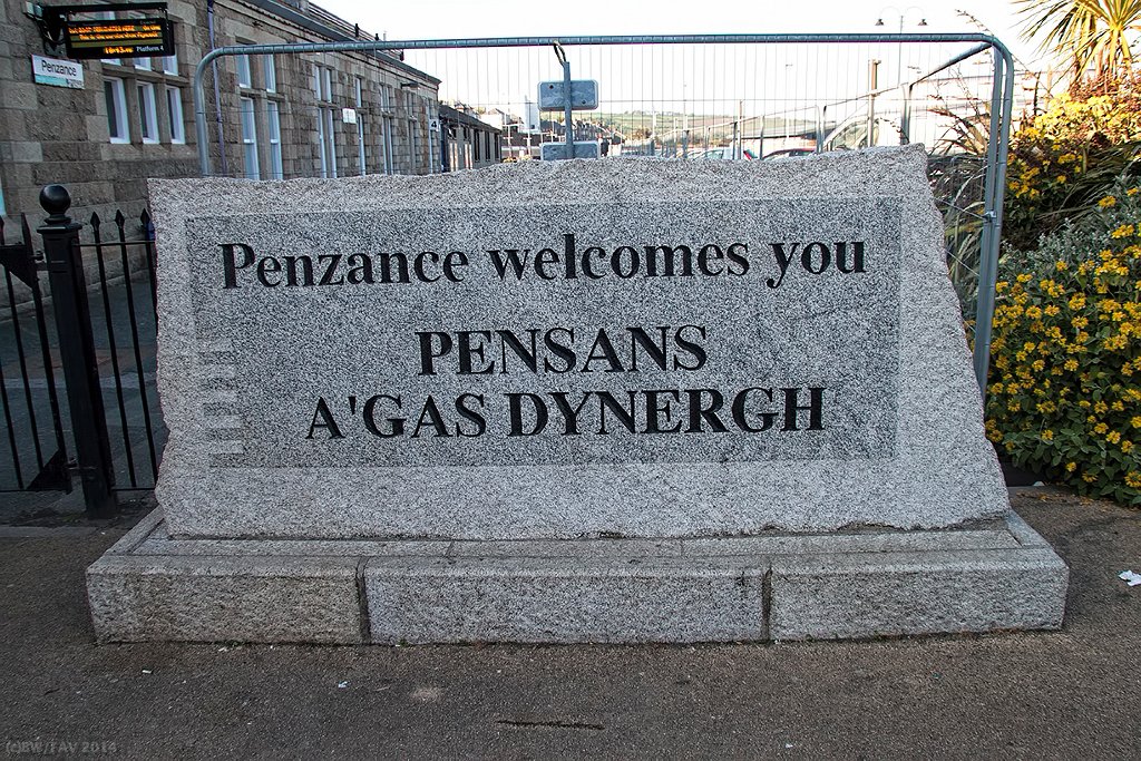 UKPENWelcomeSign